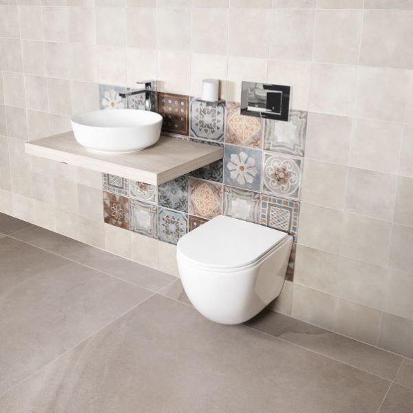 Envoy Wall Mounted Rimless WC And Seat - Image 2